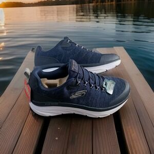 NWT Authentic Skechers Dlux Walker  Mens /SLIP ON'S / NAVY  Sz 11 EXTRA WIDE